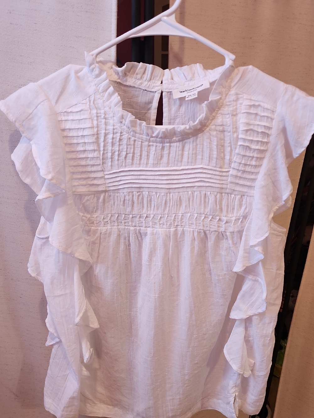 beachlunchlounge White Ruffle Pintuck Blouse